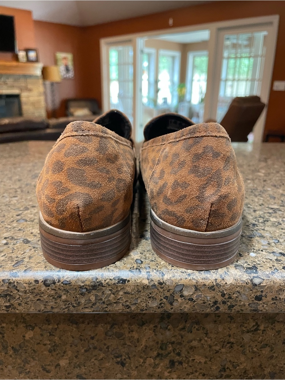 Clarks Trish Rose Loafer Leopard Print Suede Sz 6.5 Ultimate Comfort New w/o Tag - Picture 5 of 12